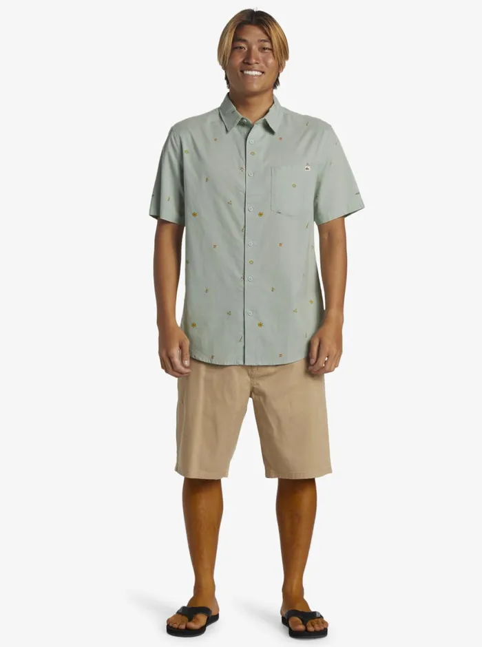 Quiksilver Apero Classic Short Sleeve Woven Shirt Cloud Blue Aop Mix Bag Ss Mens Shirts and Polos Quiksilver Apero Classic Short Sleeve Woven Shirt Cloud Blue Aop Mix Bag Ss Mens Shirts and Polos
