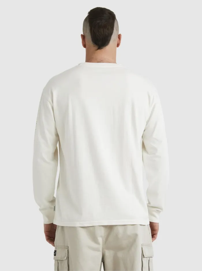 Quiksilver Off Grid Long Sleeve TShirt Snow White Mens Tees Quiksilver Off Grid Long Sleeve TShirt Snow White Mens Tees