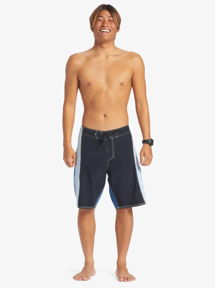 Quiksilver Surfsilk Flight 20034 Boardshorts Black Mens Shorts and Amphibians Quiksilver Surfsilk Flight 20034 Boardshorts Black Mens Shorts and Amphibians