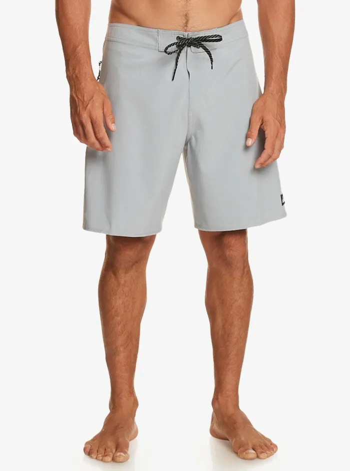 Quiksilver Surfsilk Kaimana 19034 Boardshorts Sleet Mens Shorts and Amphibians