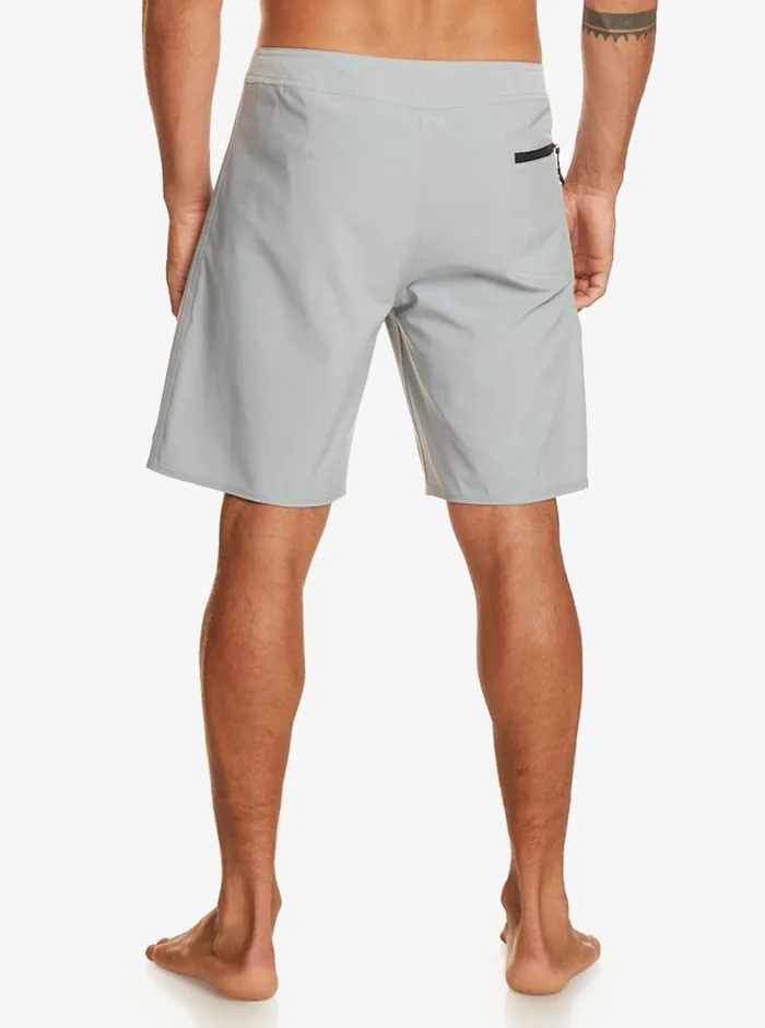 Quiksilver Surfsilk Kaimana 19034 Boardshorts Sleet Mens Shorts and Amphibians