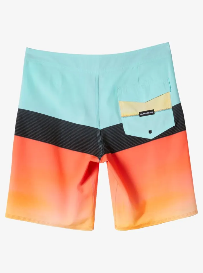 Quiksilver Surfsilk Panel 20034 Boardshorts Angel Blue Mens Shorts and Amphibians Quiksilver Surfsilk Panel 20034 Boardshorts Angel Blue Mens Shorts and Amphibians
