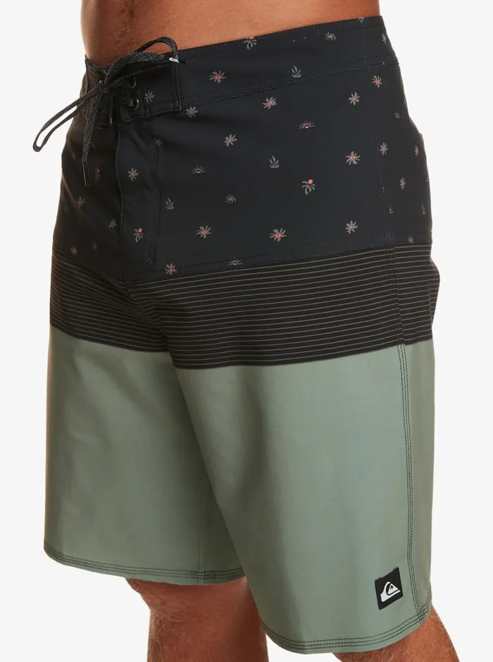 Quiksilver Surfsilk Panel 20034 Boardshorts Laurel Wreath Mens Shorts and Amphibians Quiksilver Surfsilk Panel 20034 Boardshorts Laurel Wreath Mens Shorts and Amphibians