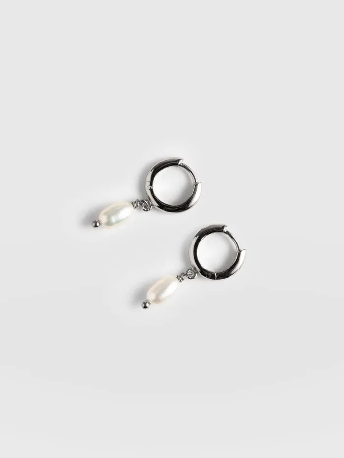 Saint And Sofia Earrings Women Jacqueline Pearl Huggie Earrings 8211 Silver Silver