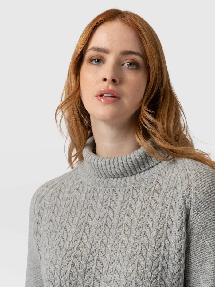 Saint And Sofia Knitwear Women Glen Cable Knit Sweater 8211 Grey Grey