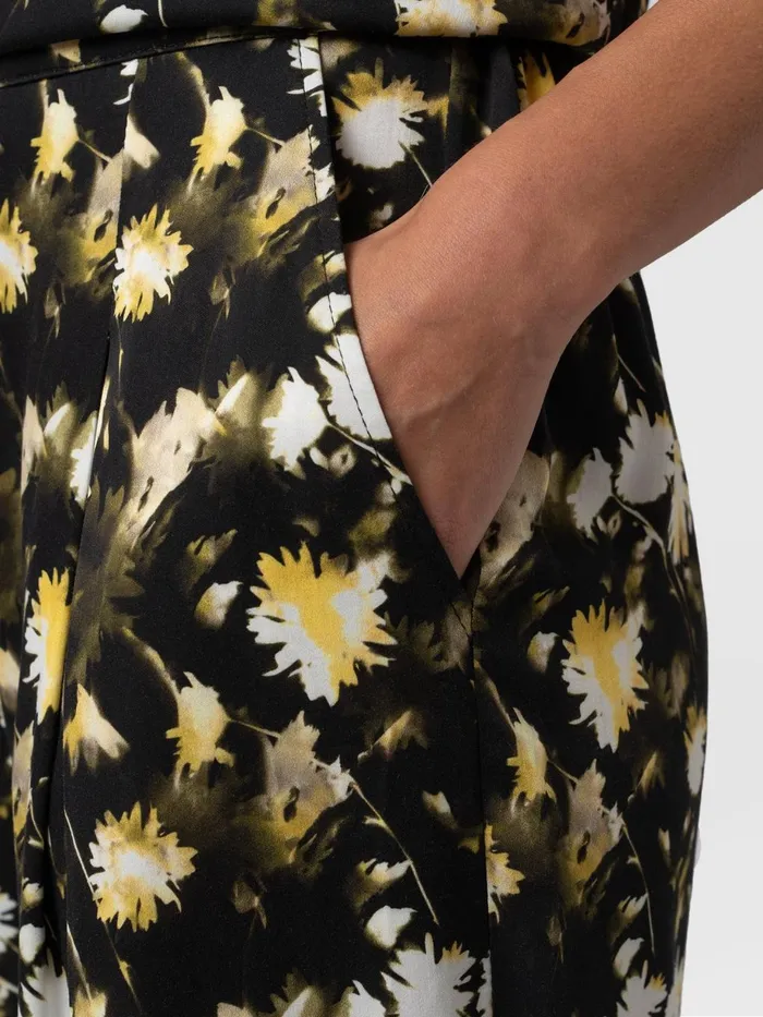 Saint And Sofia Pants Women Rowan Wide Leg Pant 8211 Black Daisy Floral Black Daisy Floral