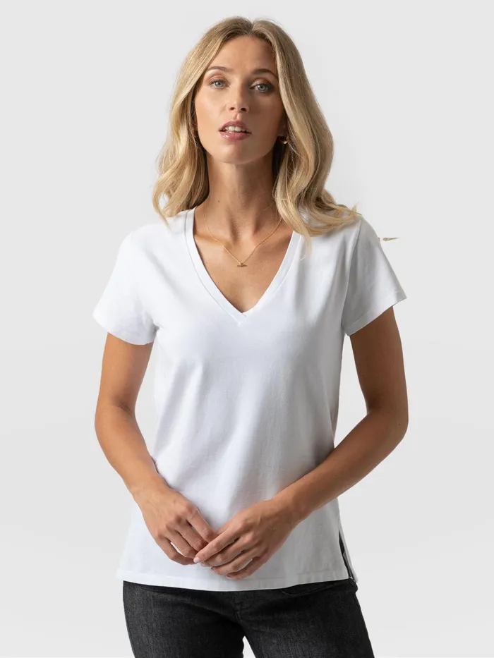 Saint And Sofia TShirts and Tanks Women Apartment Tee 8211 White White