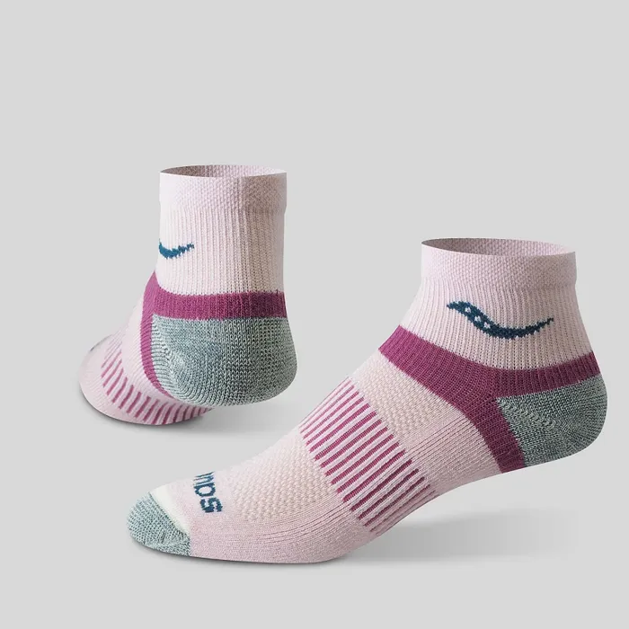 Saucony Socks Women Inferno Merino Wool Blend Quarter 3Pack Sock Pink Saucony Socks Women Inferno Merino Wool Blend Quarter 3Pack Sock Pink