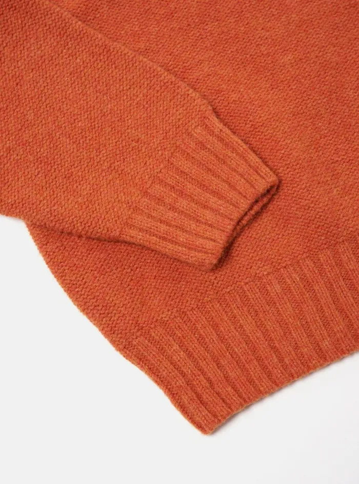 Seamless Crew In Burnt Orange Supersoft Knit Men Universal Works Knitwear