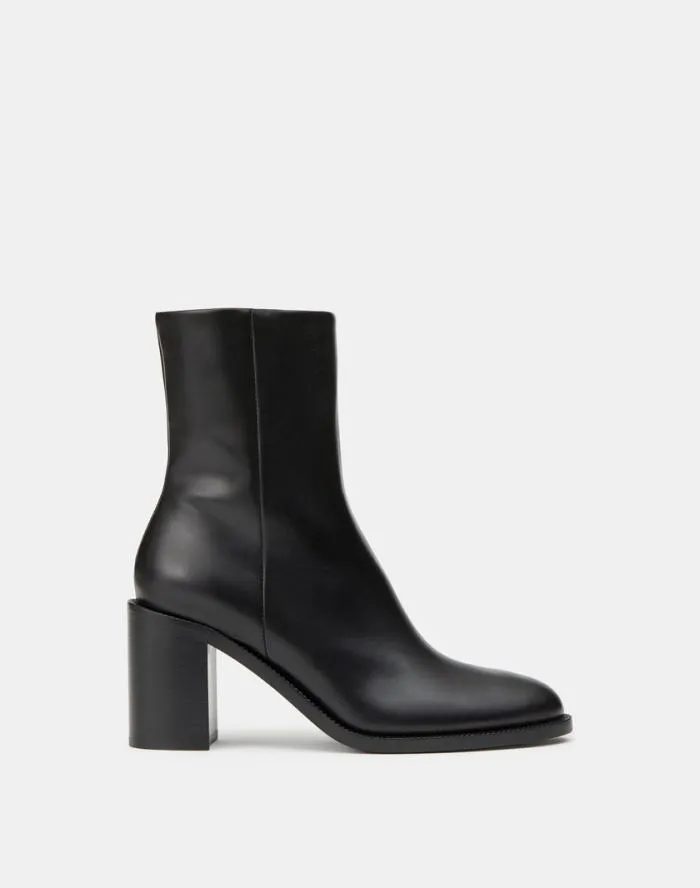 Shoes Calfskin Leather Heeled Ankle Bootie Black Lafayette 148 New York Heels Shoes Calfskin Leather Heeled Ankle Bootie Black Lafayette 148 New York Heels