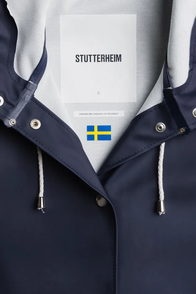 Stutterheim Mosebacke Long Print Raincoat Navy Women Long Raincoats