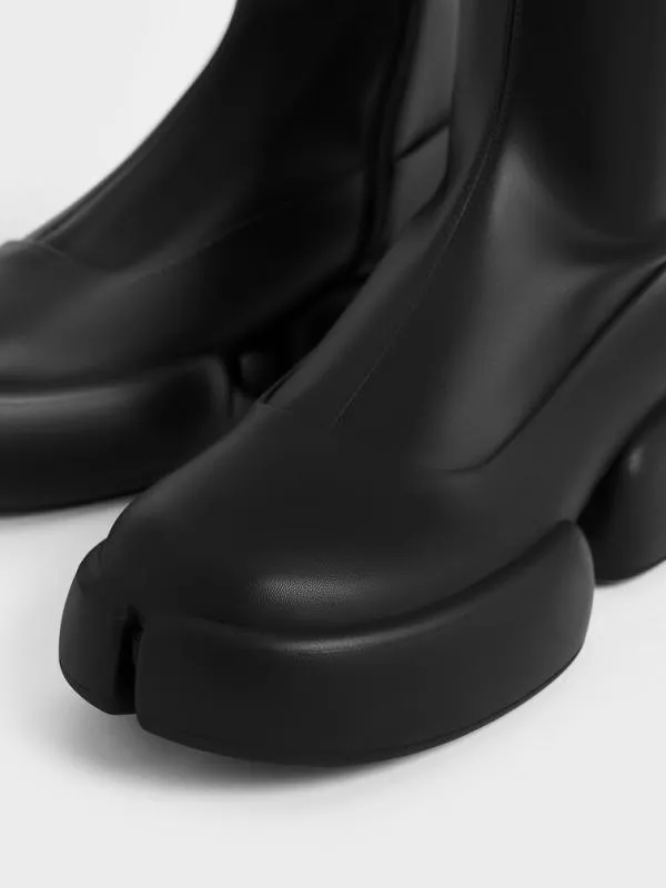 Women Jamie SideZip Platform Calf Boots 8211 Black CHARLES and KEITH Boots