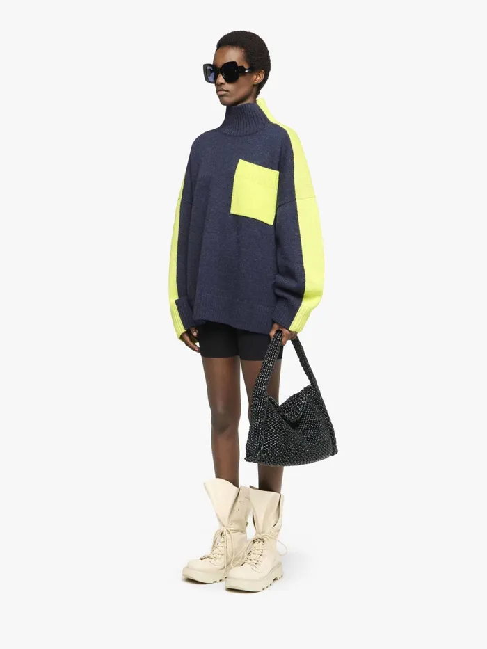 Women Knitwear JW Anderson DUAL TONE 8211 PATCH POCKET TURTLENECK SWEATER Navyelectric Lime