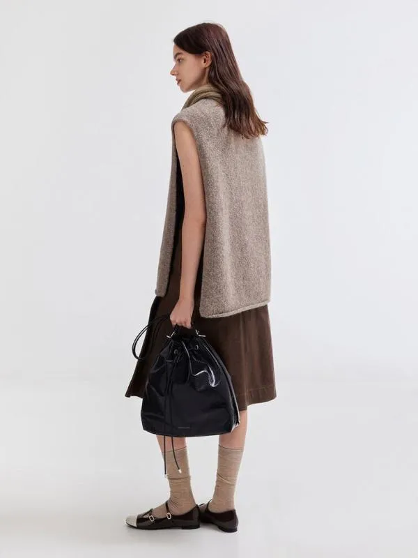 Women Neva TwoWay Bucket Bag 8211 Noir CHARLES and KEITH Slouchy Bags