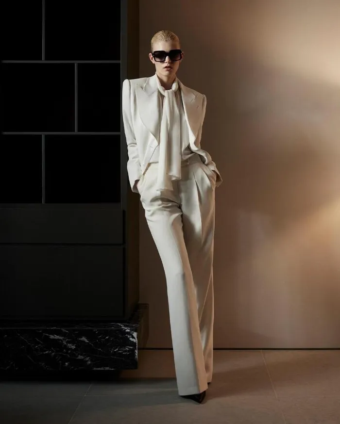 Women Pants and Shorts Tom Ford Double Silk Georgette Wide Leg Tailored Pants Chalk Women Pants and Shorts Tom Ford Double Silk Georgette Wide Leg Tailored Pants Chalk