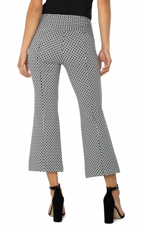 Women Pants Liverpool Los Angeles Stella Kick Flare With Welt Pockets Black White Batik Print