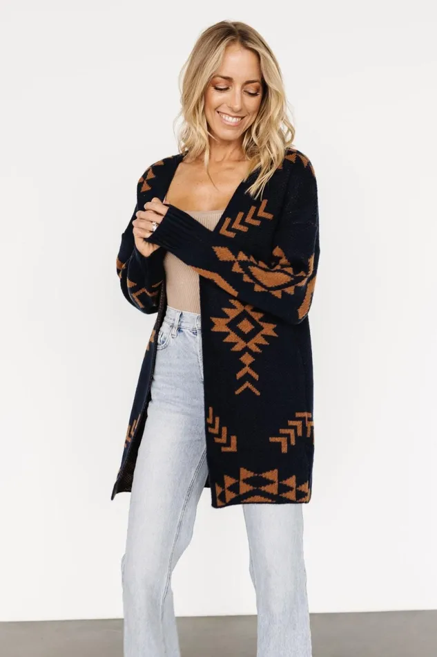 Women Sweaters Baltic Born Hays Oversized Cardigan Navy Camel Women Sweaters Baltic Born Hays Oversized Cardigan Navy Camel