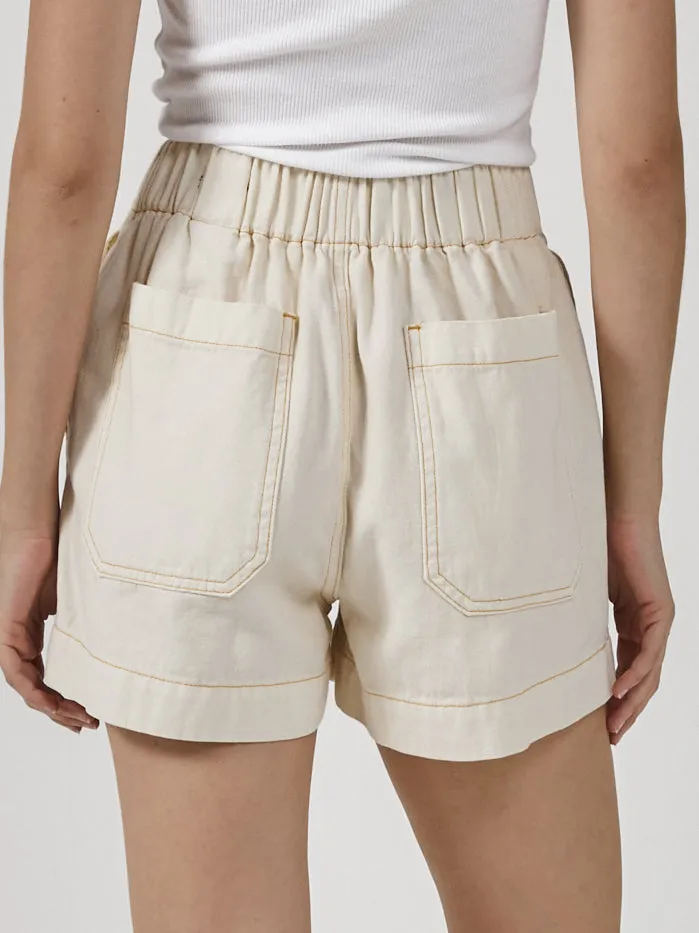 Womens Ease Utility Short Heritage White Citrus Thrills Shorts