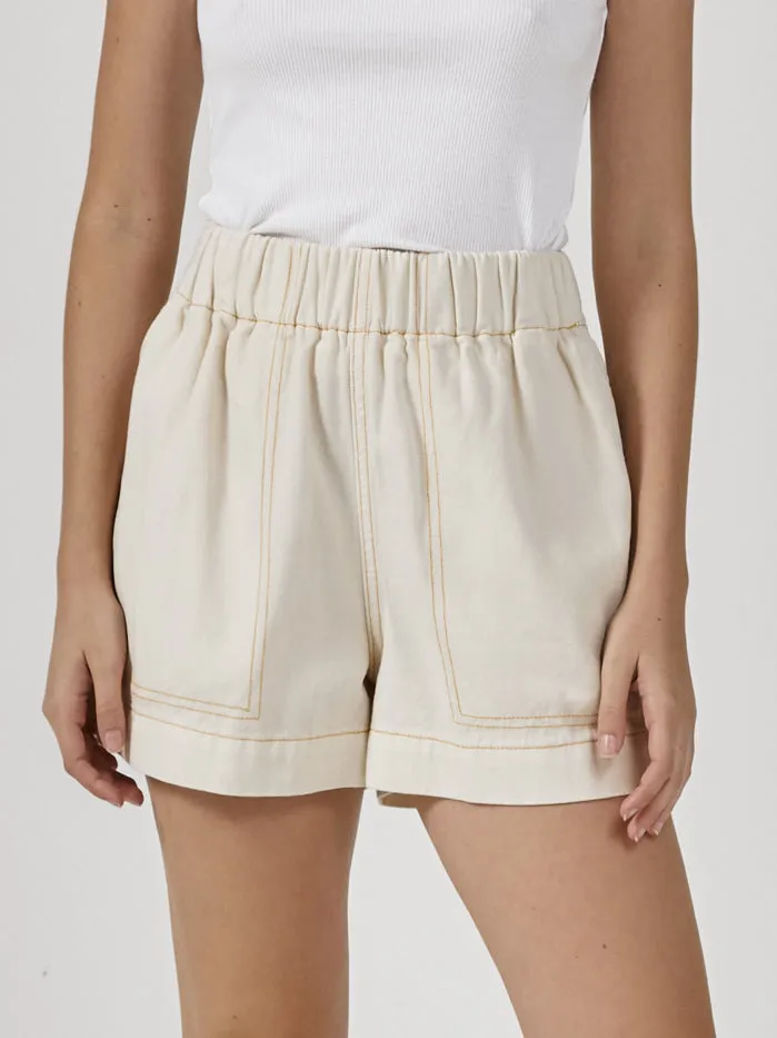 Womens Ease Utility Short Heritage White Citrus Thrills Shorts