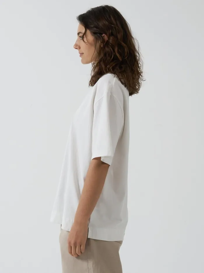 Womens Flux Arc Box Tee Dirty White Thrills Tops and Tees