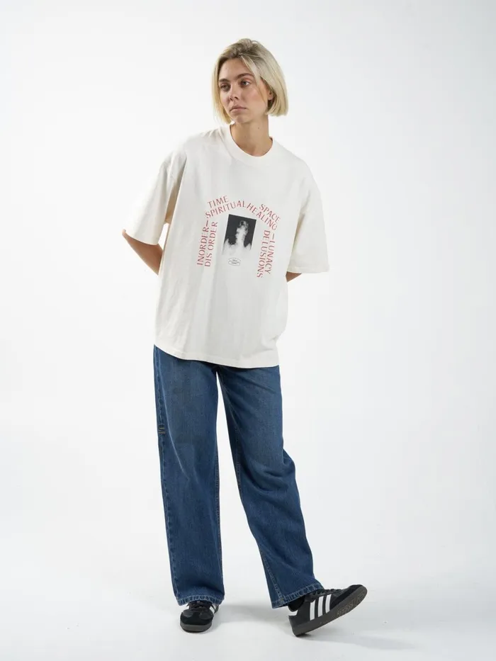 Womens Healing Delusions Oversized Tee Heritage White Thrills Tops and Tees